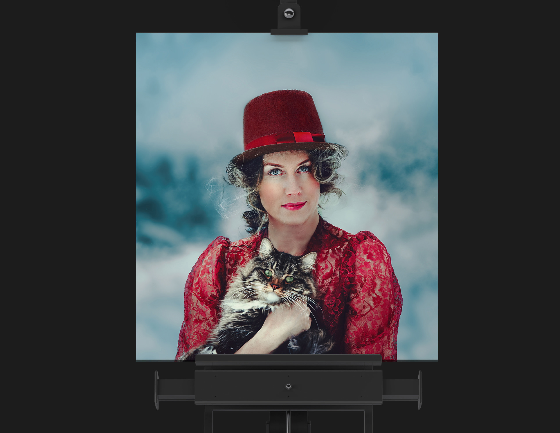 Garnet Winter Top Hat – Fine Art Portraits Idaho